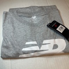 New BALANCE Men’s T shirt Grey