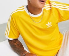 NEW MEN’S ADIDAS ORIGINALS 3-STRIPES CALIFORNIA TEE SHIRT ~SIZE 2XL IM9388 GOLD