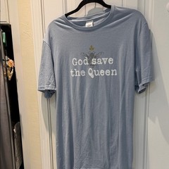 God Save The Queen Graphic Tee – Light Blue XL 48 chest 39 length 5139