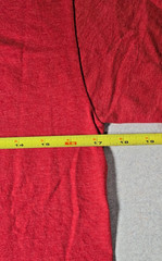 Disney Brand The Lion King Movie Scene “Hakuna Matata” Red T-Shirt. Size Small