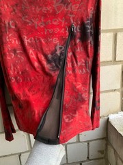 Streetwear Ella Red Graphic Long Sleeve Top with Asymmetrical Zip – City Print S