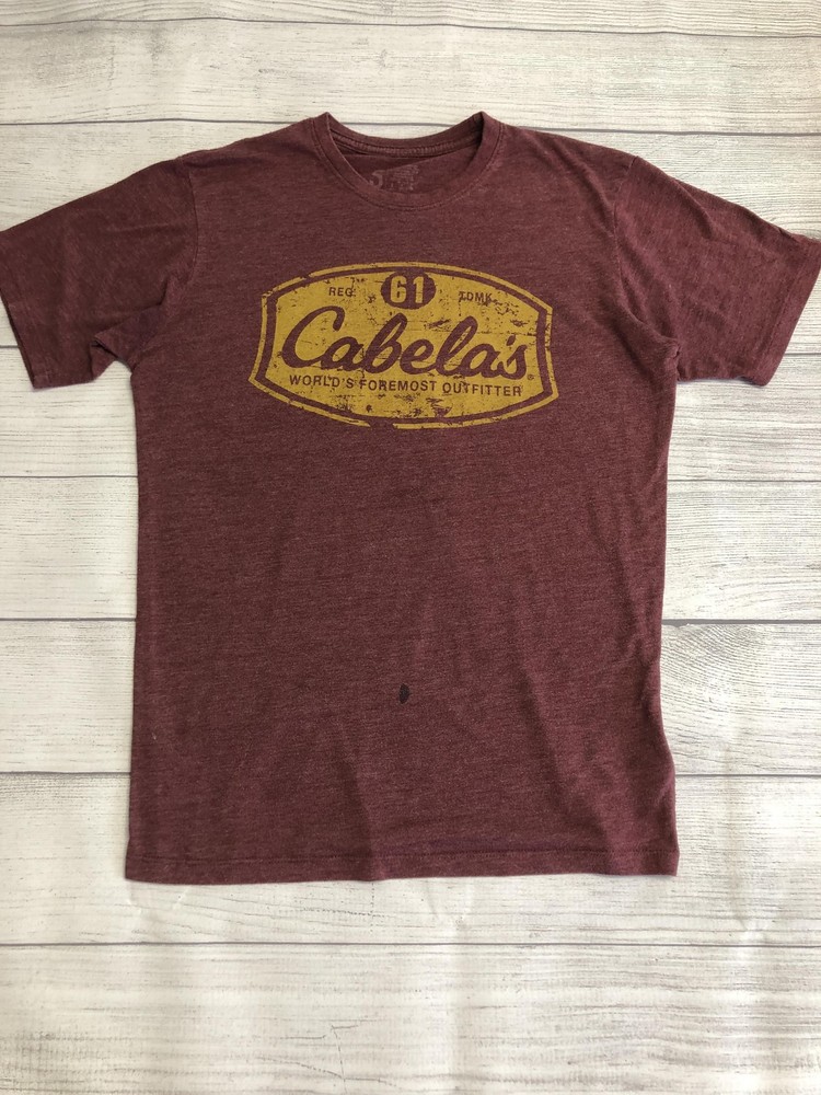 Cabelas Shirt Mens Small Maroon Graphic Outdoor Tee Logo 50/25/25 Tri Blend