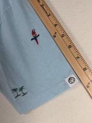 Free Planet Men’s Medium T-Shirt Palm Trees And Parrots Light Blue