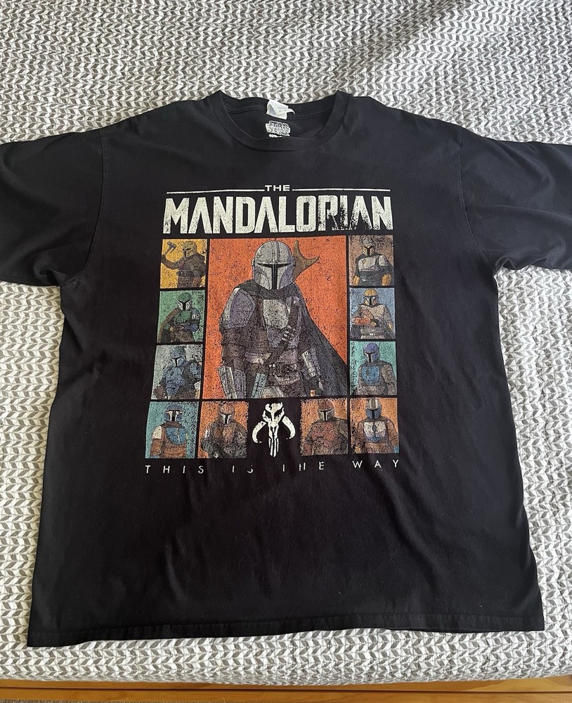 The Mandalorian Star Wars T-shirt Adult Size X-Large
