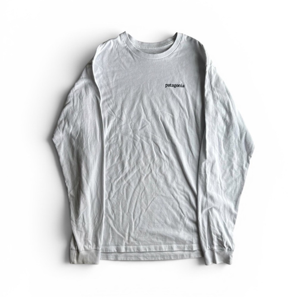 Patagonia Classic Fit Long Sleeve Shirt Men’s Size Small S Ice White Logo