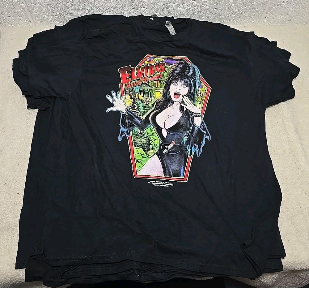ELVIRA House Of Horrors 2022 Queen B Loot Crate T-Shirt Men’s Size XL (Elvira)