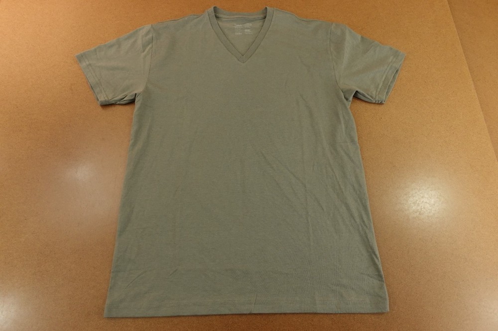 Fresh Clean Threads Mens Size Medium Gray Short Sleeve V Neck T-Shirt New
