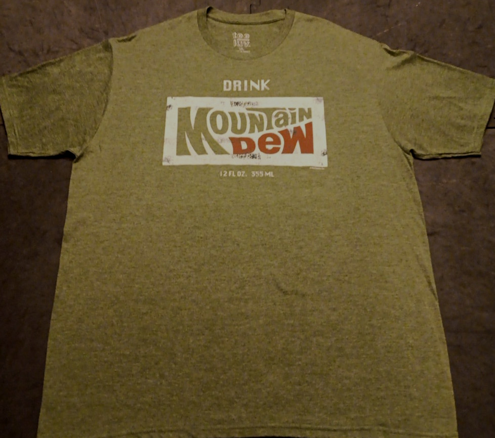 2016 2XL Tee Luv Distressed Drink Mountain Dew Graphic Soda Collector T Shirt