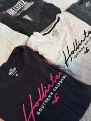Hollister Brand, Men’s Short Sleeve Tee Shirts, (Bundle) Sz XS Tops/Clothing