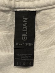 Gildan Heavy Cotton UConn White Blue Men’s Graphic T-Shirt Size L Game Giveaway