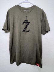 #E105 Nintendo Legends Of Zelda Mens Large Shirt