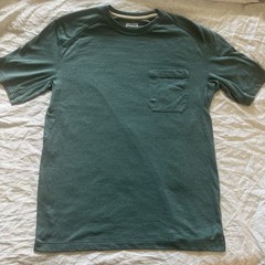 Duluth Trading Co Mens T-Shirt Green Short Sleeve Cotton Size L Pencil Pocket