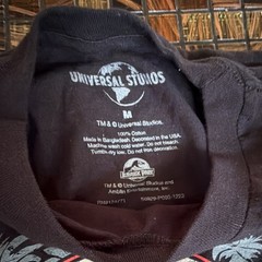 Universal Studios Jurassic Park T-Shirt Medium