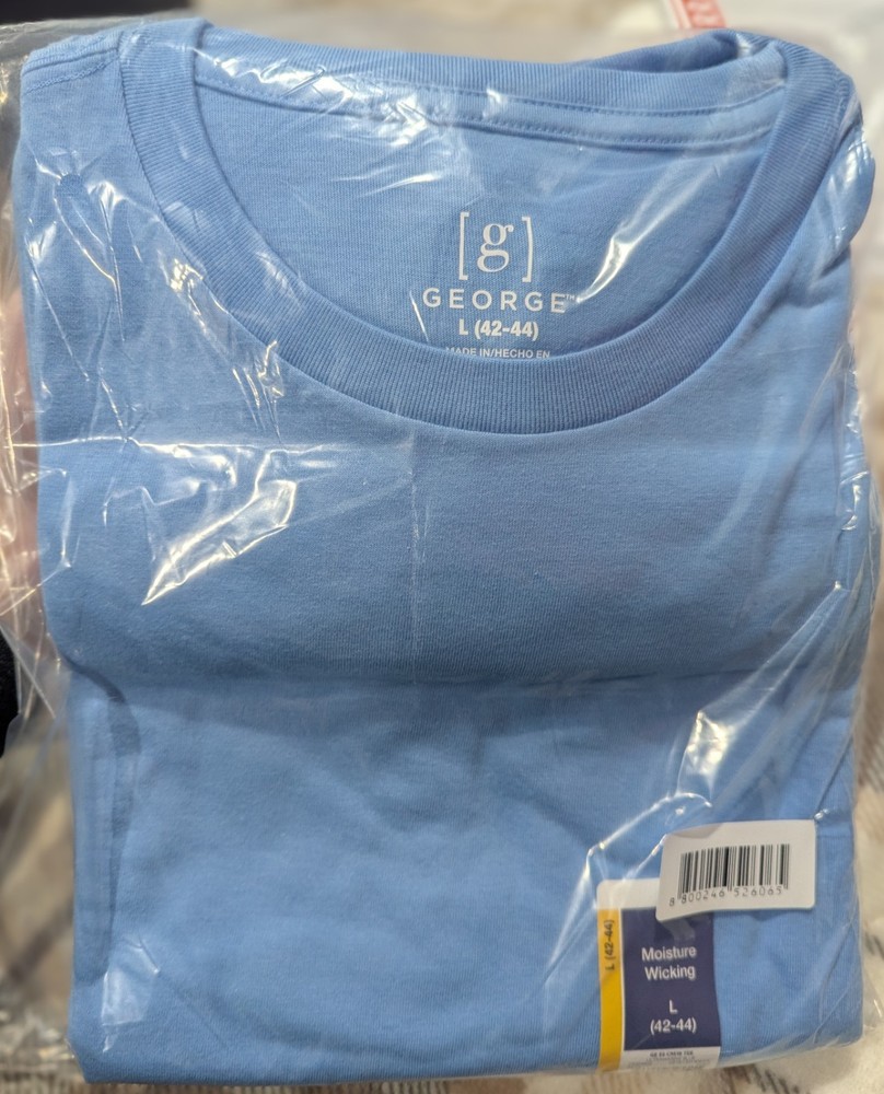 Pack of 2 Men’s Large T- Shirts, Ultramarine Blue. New. Brand: George.