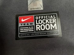 New York Knicks Nike 2026 NBA Finals Champions Authentic Locker Room T-Shirt M