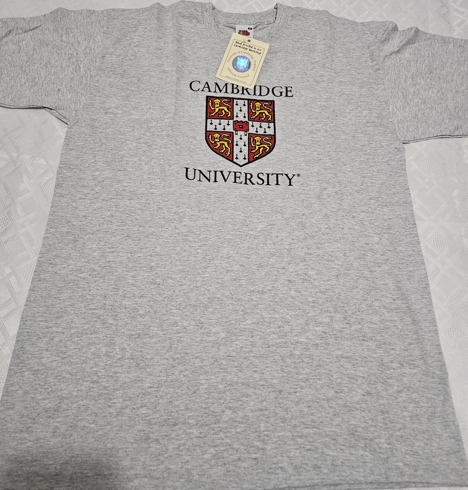 T-Shirt Stylish Classic Apparel great gift idea casual Cambridge England size M