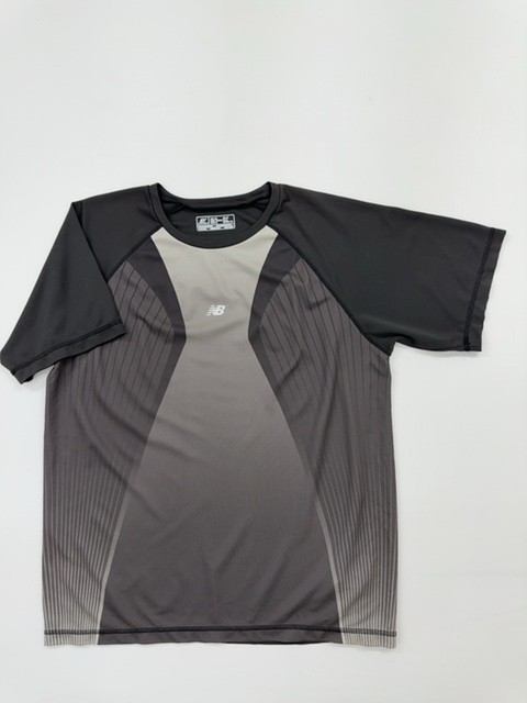New Balance Men’s XL Colorblock Moisture-Wicking T-Shirt in Black