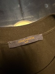 Louis Vuitton Men’s LV Gradient Monogram T Shirt Black Size L Made In Italy