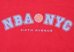 NBA NYC T-Shirt Red & Gray Cotton Men’s Mans Solid Graphic XL Fifth Avenue 1-431