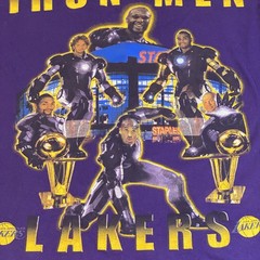 Vintage 2000’s Los Angeles Lakers “Iron Men” T-Shirt Large Kobe 90s Rare Bootleg