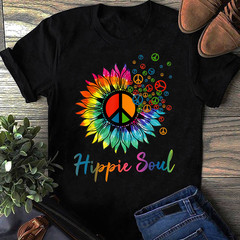 Vintage Hippie Soul T-Shirt 60s 70s Retro Daisy Flower Peace Sign Unisex Tee