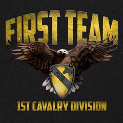 US Army 1st Cavalry Division Eagle and Shield Bold Colors Veteran T-Shirt