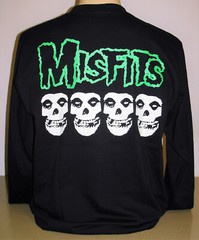 Misfits Skull Logo Glow Punk Rock Band Long Sleeve T-Shirt Size S M L XL 2XL 3XL