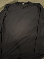 NWOT Cuts AO Men’s XL Long Sleeve Crew Curve-Hem Black Tee- $64 Retail!