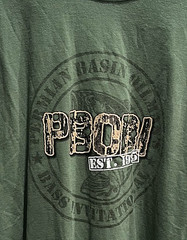 Men Sz 2XL Fishing Shirt Olive Green Oilfield Graphic Long Sleeve Outdoor EUC