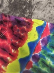 Handmade Tie Dye – Medium (see stain in photos)