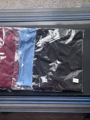 6 PIECES OF BRAND NEW UNISEX HALF SLEEVE T SHIRTS IN A LARGE SIZE ASSORTED COLOR