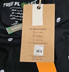 SKULLS Organic Cotton Blend T Shirt NWT Free Planet M Medium Crew Tee Halloween