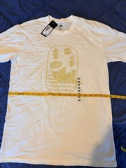 NWT Adidas T SHIRT MENS MEDIUM PNW OTTER PRINT SHORT SLEEVE