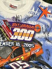 Chase Authentics Magic Mile Sylvania 300 AOP Autographed T-Shirt Men’s M 2005