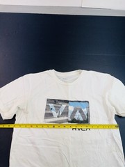 RVCA Men’s White T-Shirt Regular Fit Mens Size Medium Balance Of Opposites