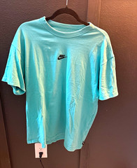 Nike The Nike Tee Men’s M Regular Loose Fit Crew Neck Short Sleeve Turquoise