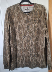 Mossy Oak Men’s Camo Long Sleeve Shirt Size M Hunting Outdoor