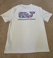 Vineyard Vines Men’s Seashells Whale T-Shirt Size Large