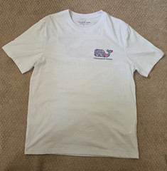 Vineyard Vines Men’s Seashells Whale T-Shirt Size Large
