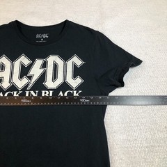 AC/DC Back in Black Unisex T-Shirt Sz S Black Crew Neck Short Sleeve Rock Music