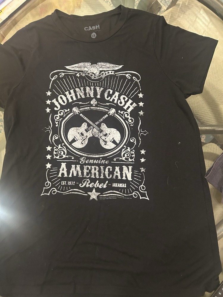 CASH Johnny Cash American Rebel Graphic Print Black Crew Neck T-Shirt L/G
