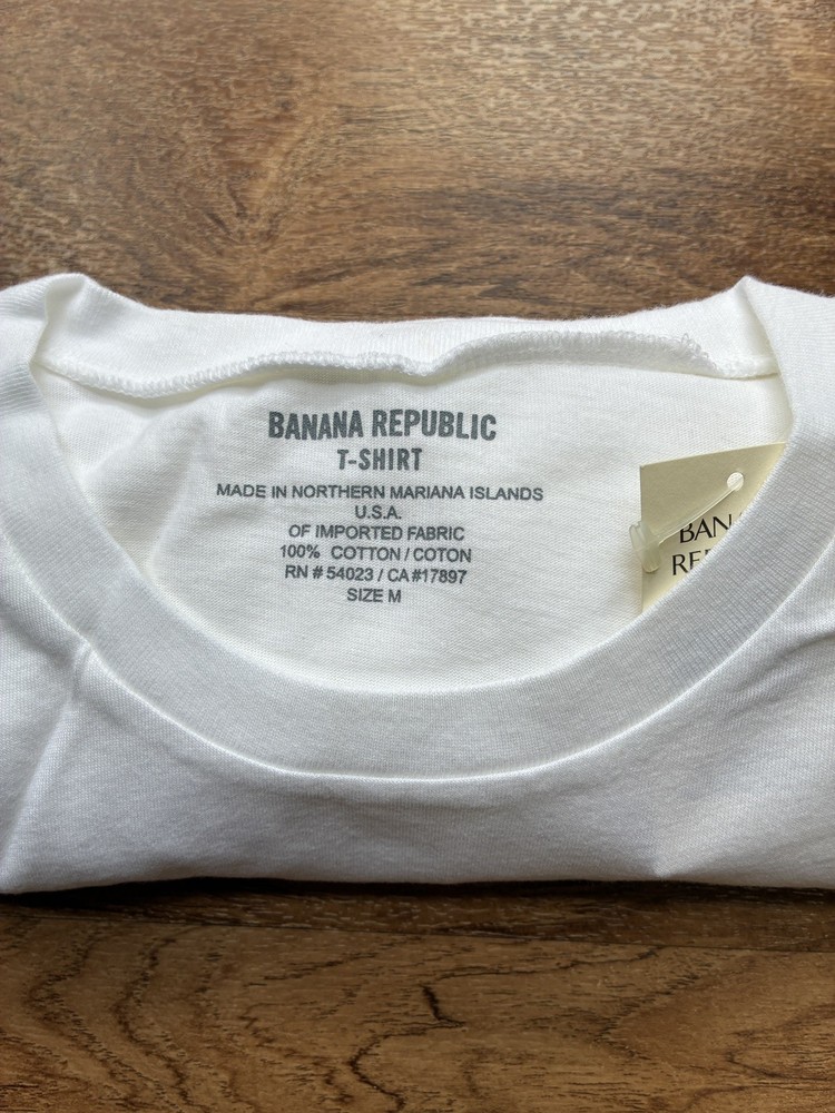 Banana Republic Men’s Logo Cotton T-Shirt , M, New With Tags