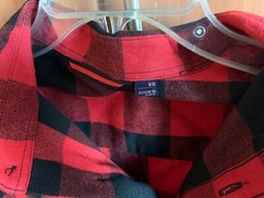 Design in Italy Men’s Shirt Red and Black Plaid Long Sleeve 2 Pockets Size XS