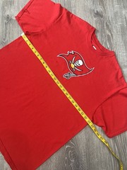 NFL Tampa Bay Buccaneers Men’s Red Shirt size XL