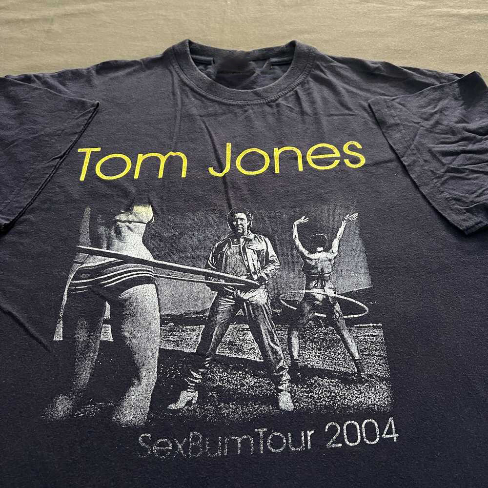 2004 Tom Jones sexbum Tour Unisex Classic T-Shirt Black S-5XL MO008