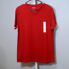 NWT Goodfellow & Co Mens Size M Red V-Neck T-Shirt Short Sleeves Standard Fit