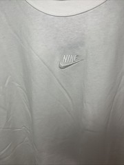 Nike Men’s NSW Prem Essential T-Shirt SS Crew Pure White Size XL NEW WITH TAGS