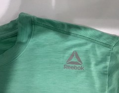 Green Reebox XL polyester/spandex short sleeve t-shirt