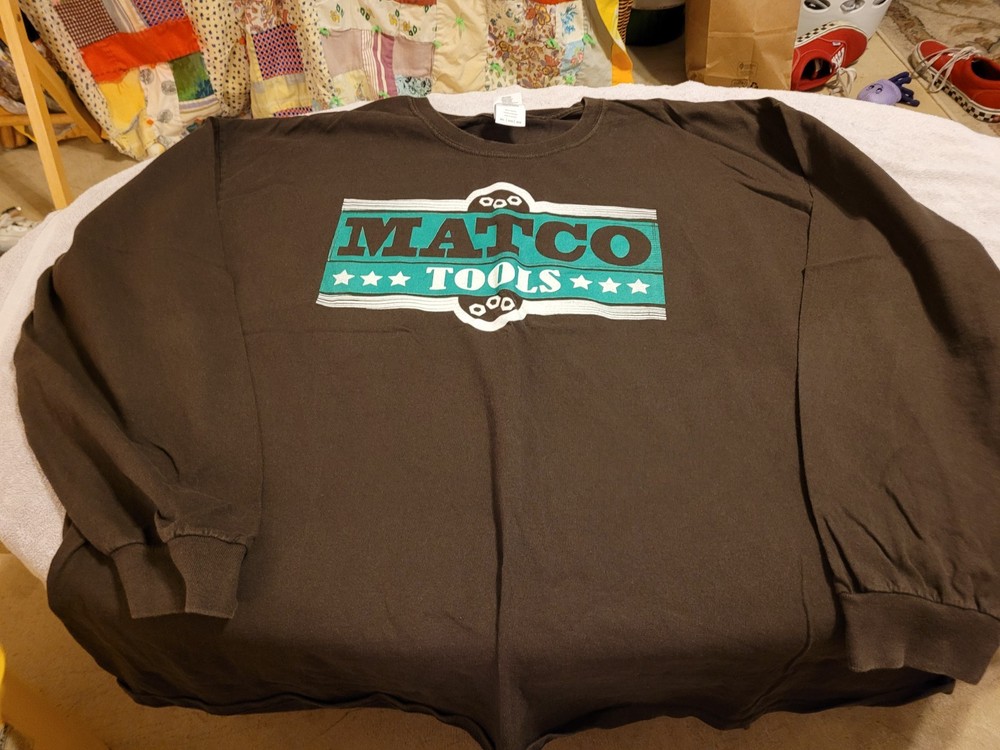 Men’s Brown With Green Long Sleeved T-Shirt Size 3XL Matco Tools