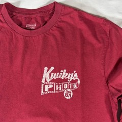 Daniel Cremieux mens red Kwiky’s Photo long sleeve crewneck t-shirt – size M